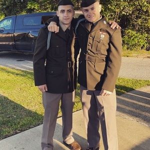 Meet your Posher, Eddie